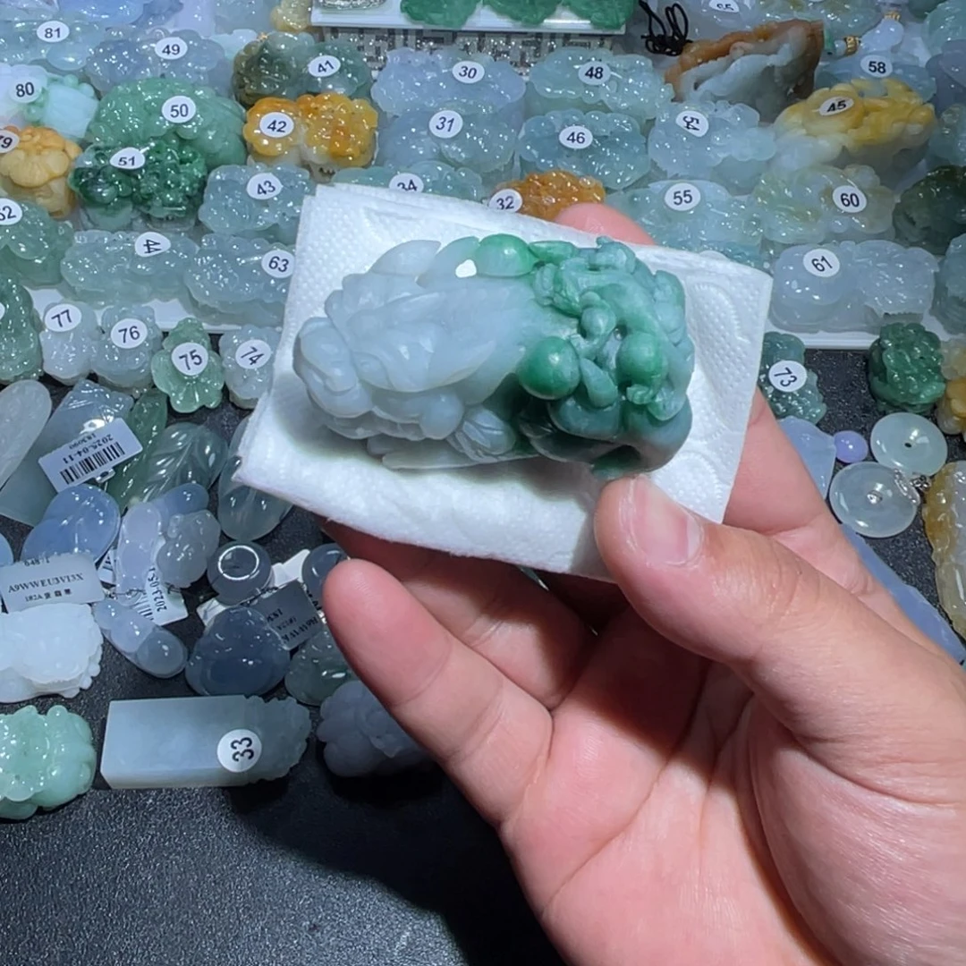 定制翡翠未镶嵌天然