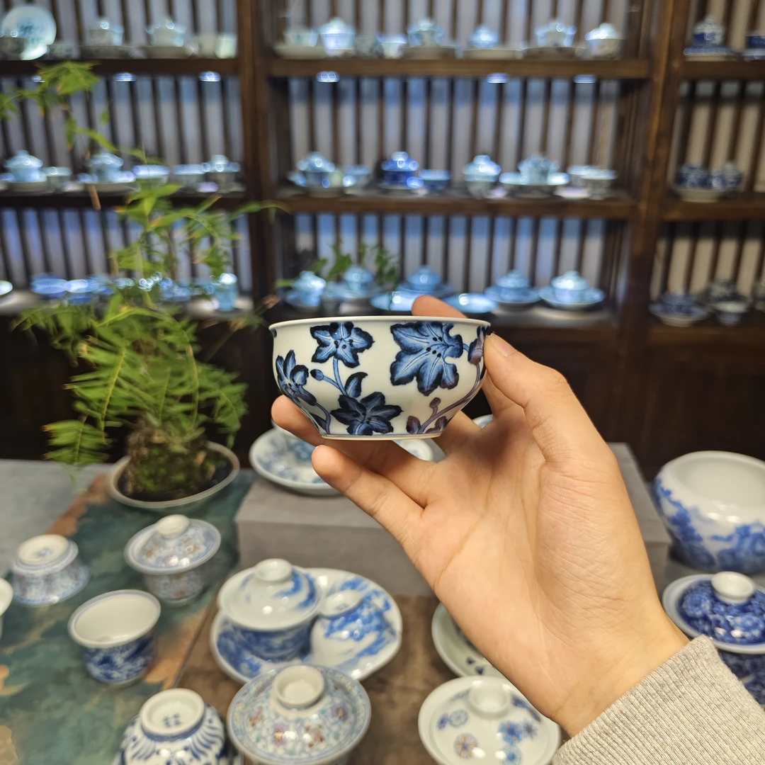明逸堂青花百合花主人杯茶杯