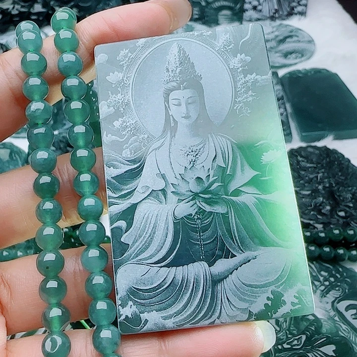 翡翠未镶嵌颈饰多样性发货天然的A货翡翠