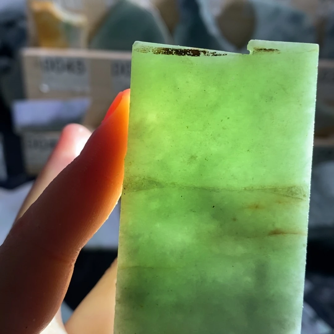 颈饰未镶嵌翡翠天然翡翠