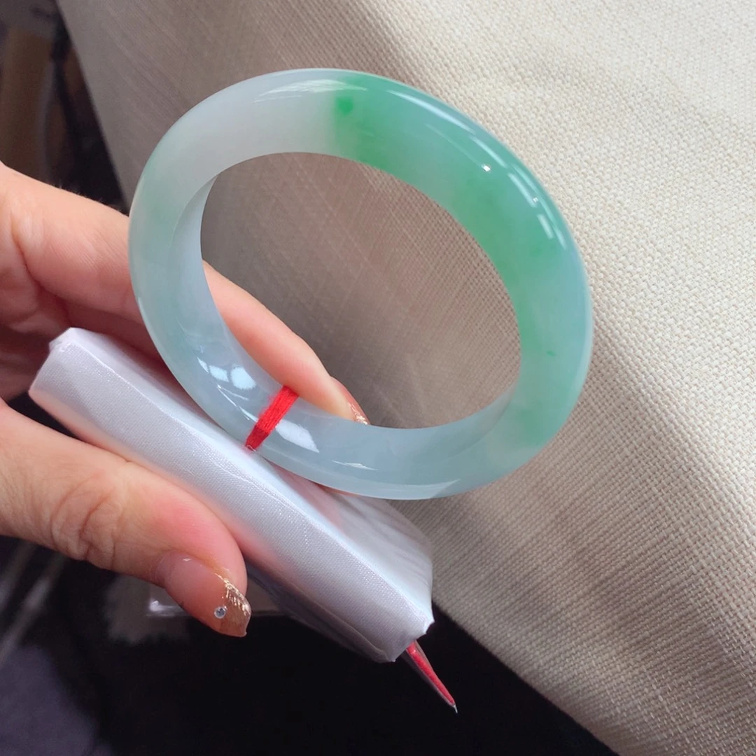 翡翠未镶嵌手镯22号