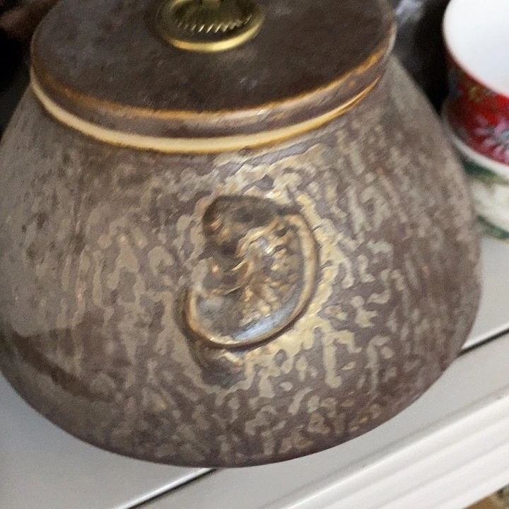 陶瓷艺术品及陶瓷壶壶