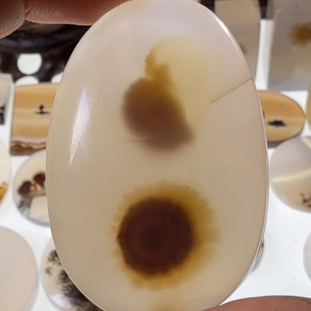 玛瑙/玉髓未镶嵌珠宝半成品