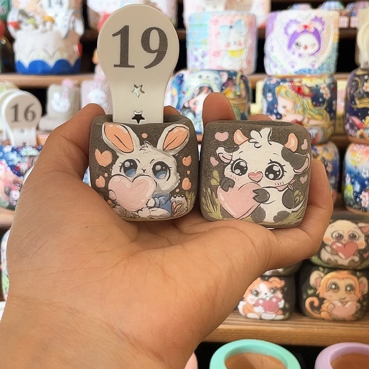 深****舞19……手工手绘花盆