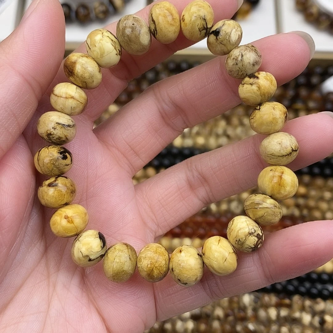 M***O琥珀未镶嵌裸石琥珀10