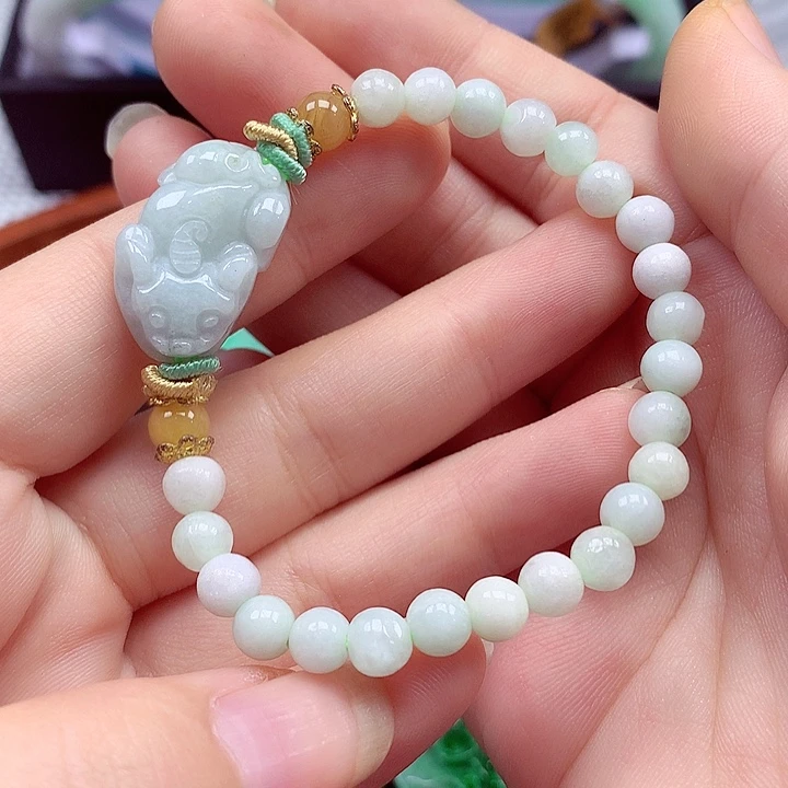 颈饰未镶嵌翡翠翡翠
