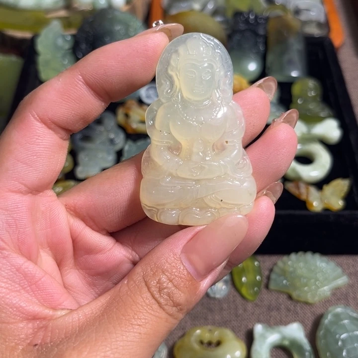 蛇纹石玉合金颈饰