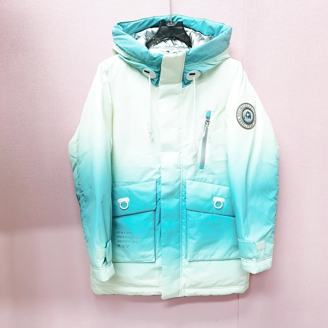 0318男士冬季加厚连帽渐变风格保暖羽绒服外套