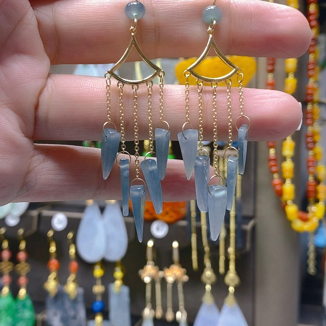 未镶嵌翡翠耳饰翡翠