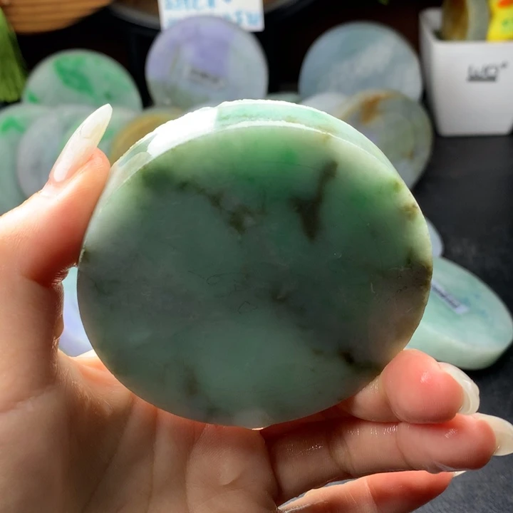 定制翡翠未镶嵌手镯