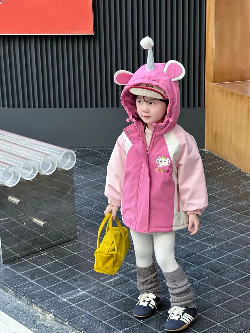 XM-815-儿童时尚洋气百搭卡通拼色棉衣（冬款）