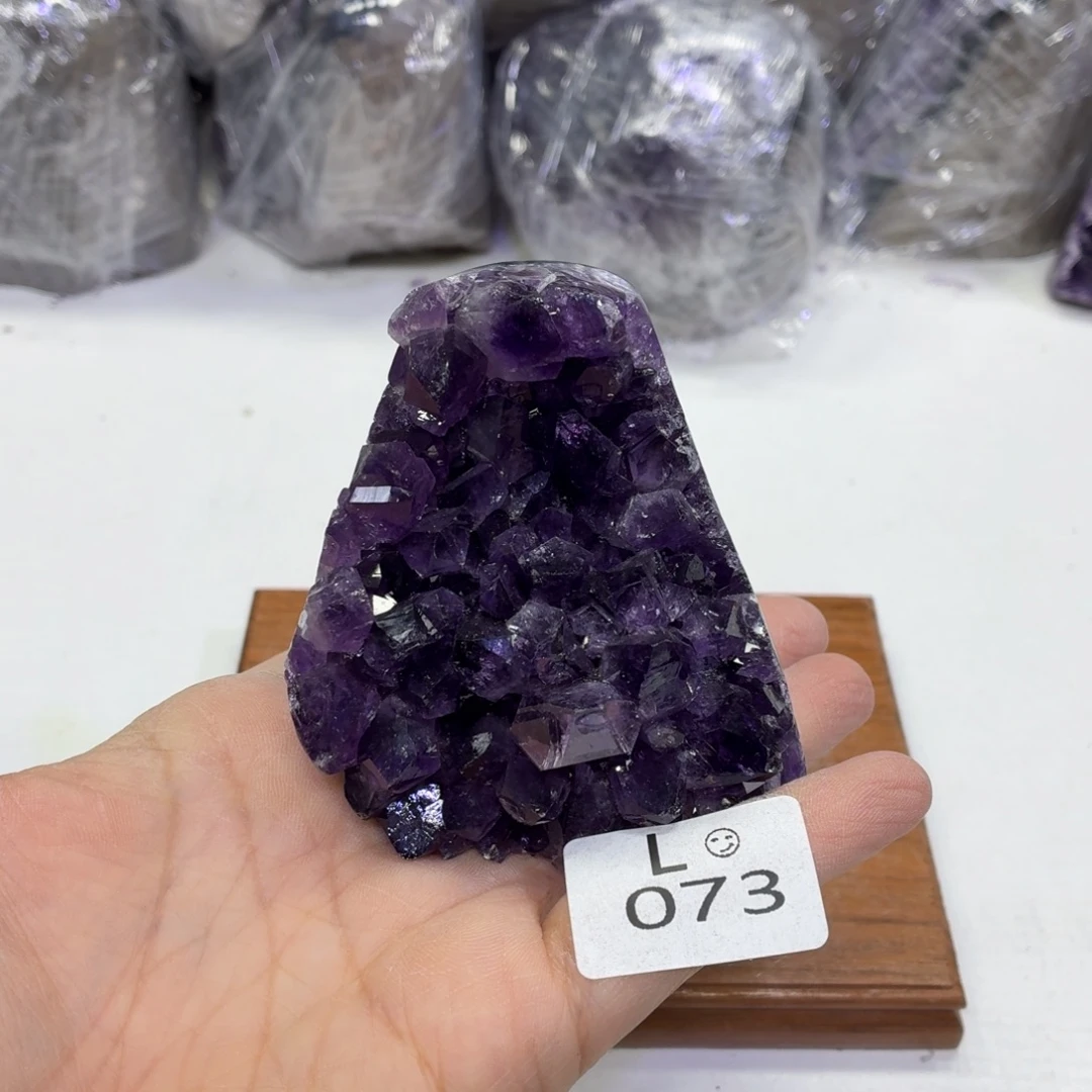 水晶摆件未镶嵌天然紫水晶