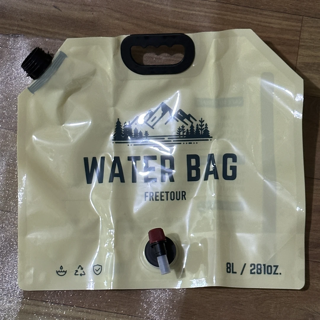发2个 8L便携水袋折叠露营
