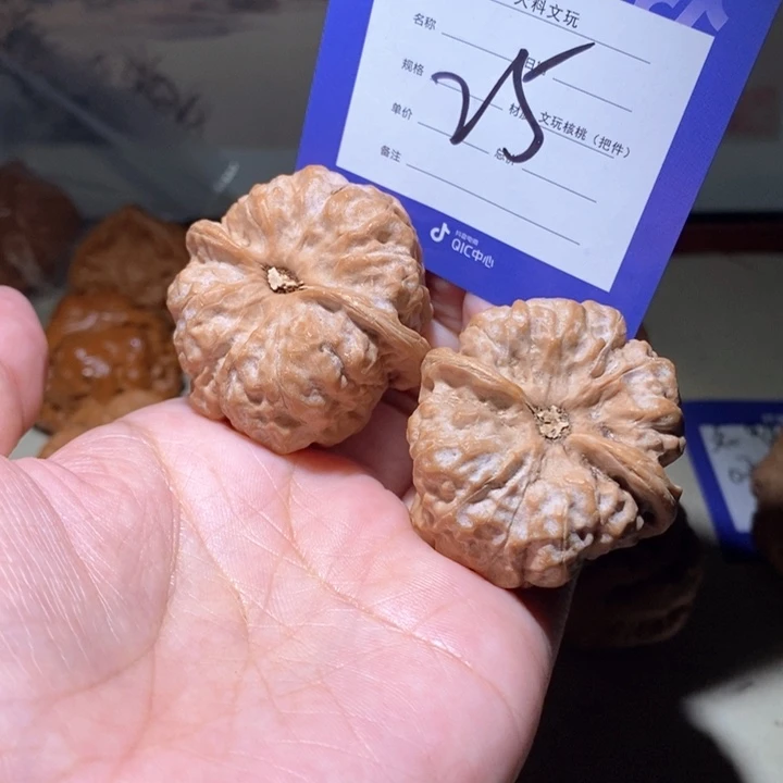 吊坠文玩核桃B****议我是一个25