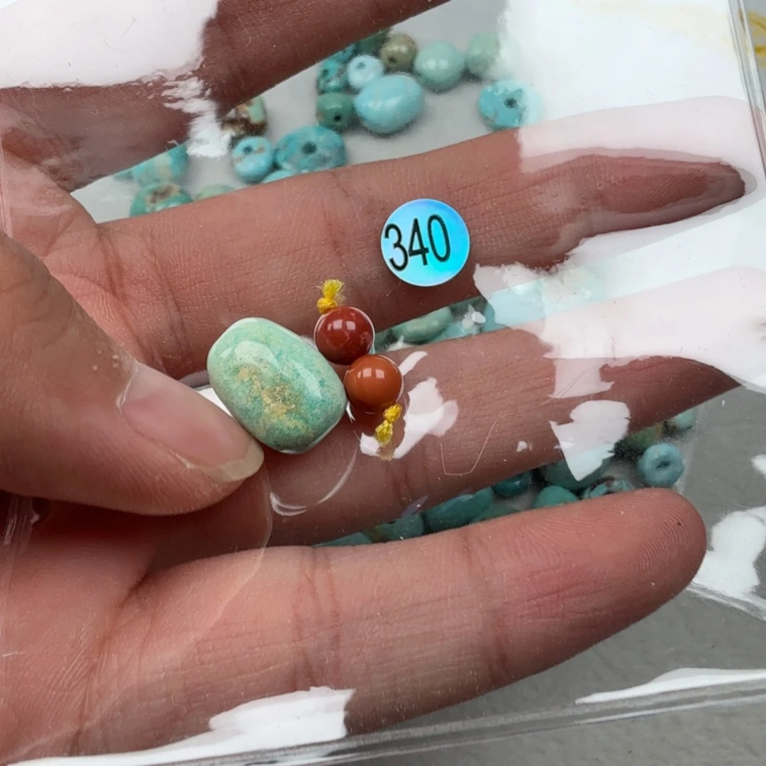 南红玛瑙未镶嵌珠宝奇石