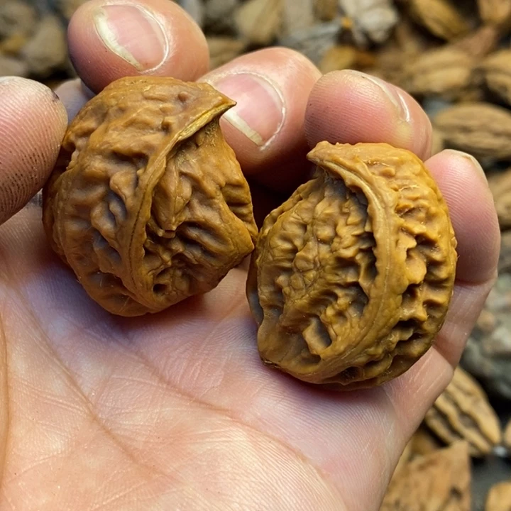 吊坠桃核娜姐真的99