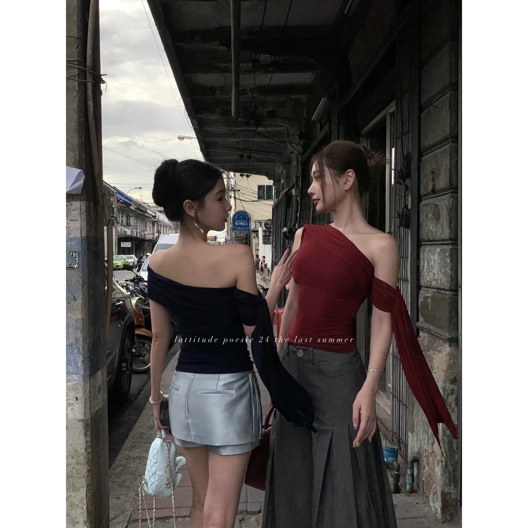 LATTITUDE/杨小鹭 一衣服多穿醋酸一字领斜肩飘带短袖针织T恤