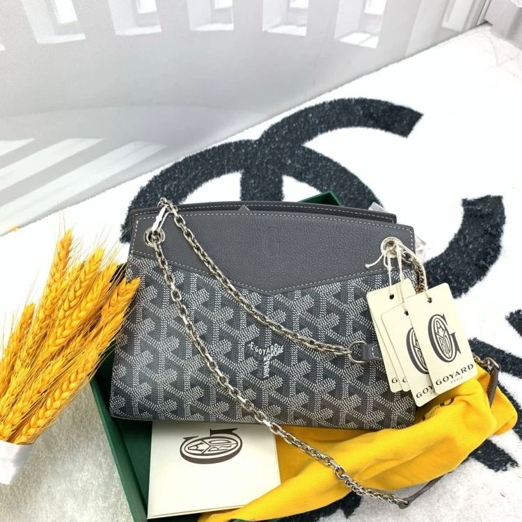 95新 Goyard Goyard/包包/95新/市场价26000/21/单肩包
