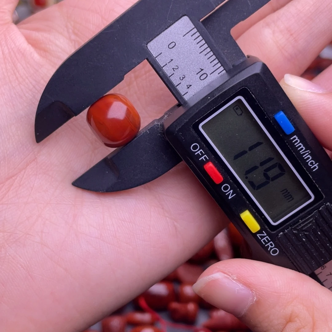 豪***情未镶嵌配饰12南红玛瑙