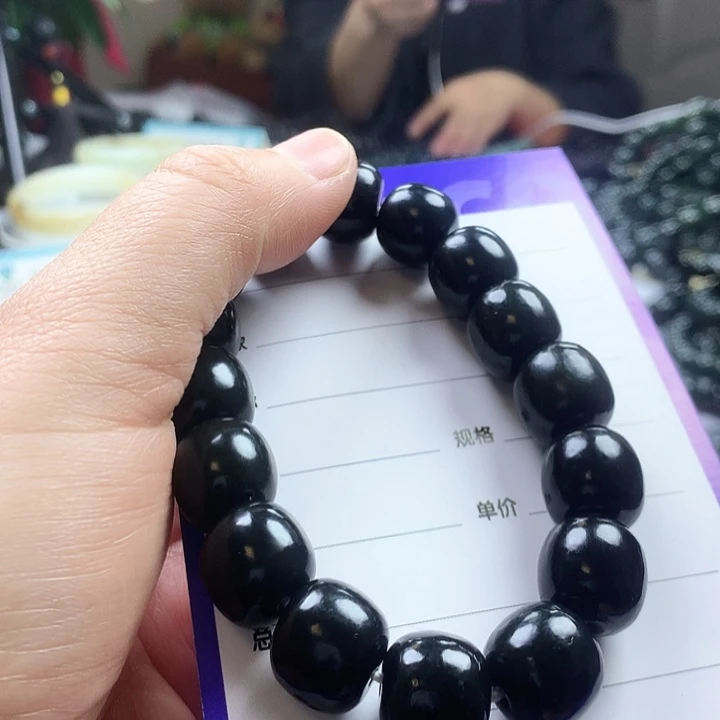 未镶嵌手串和田玉