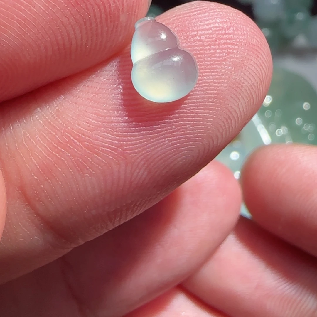 定制翡翠未镶嵌天然翡翠