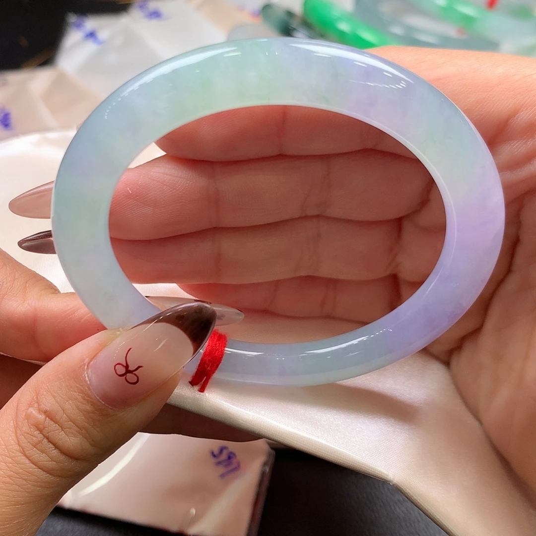 翡翠未镶嵌手镯（圆镯）73号幻彩