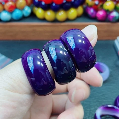 未镶嵌玛瑙手饰紫杉醇