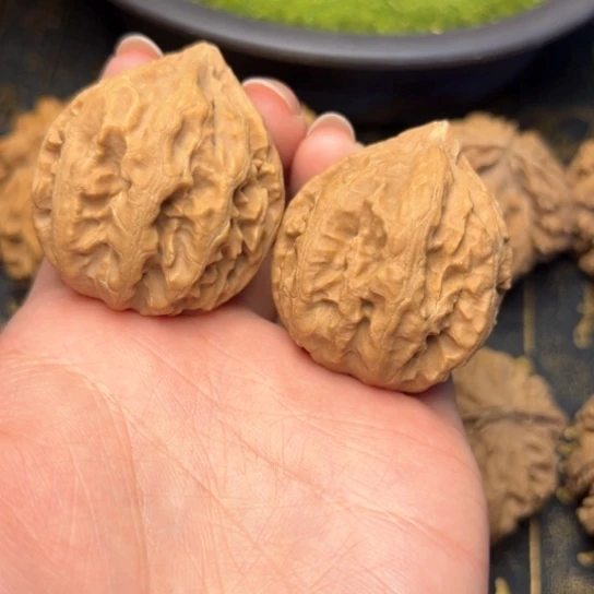 文玩核桃吊坠万**外秦岭核桃26