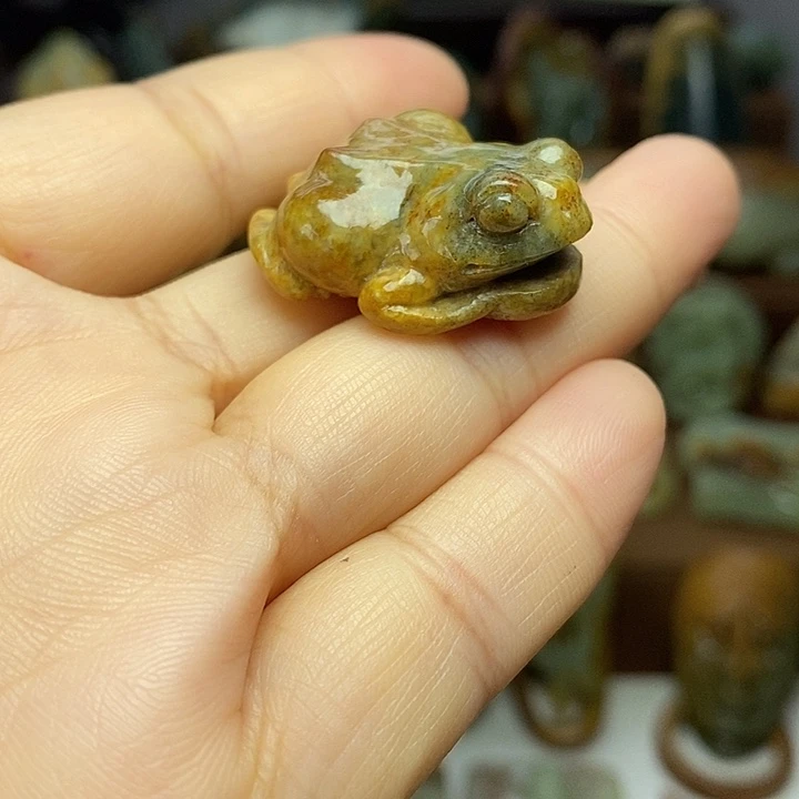 岫岩河磨玉（透闪石质玉）未镶嵌颈饰