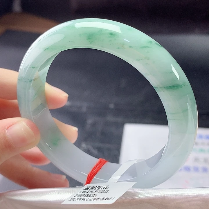 翡翠未镶嵌手镯56圈