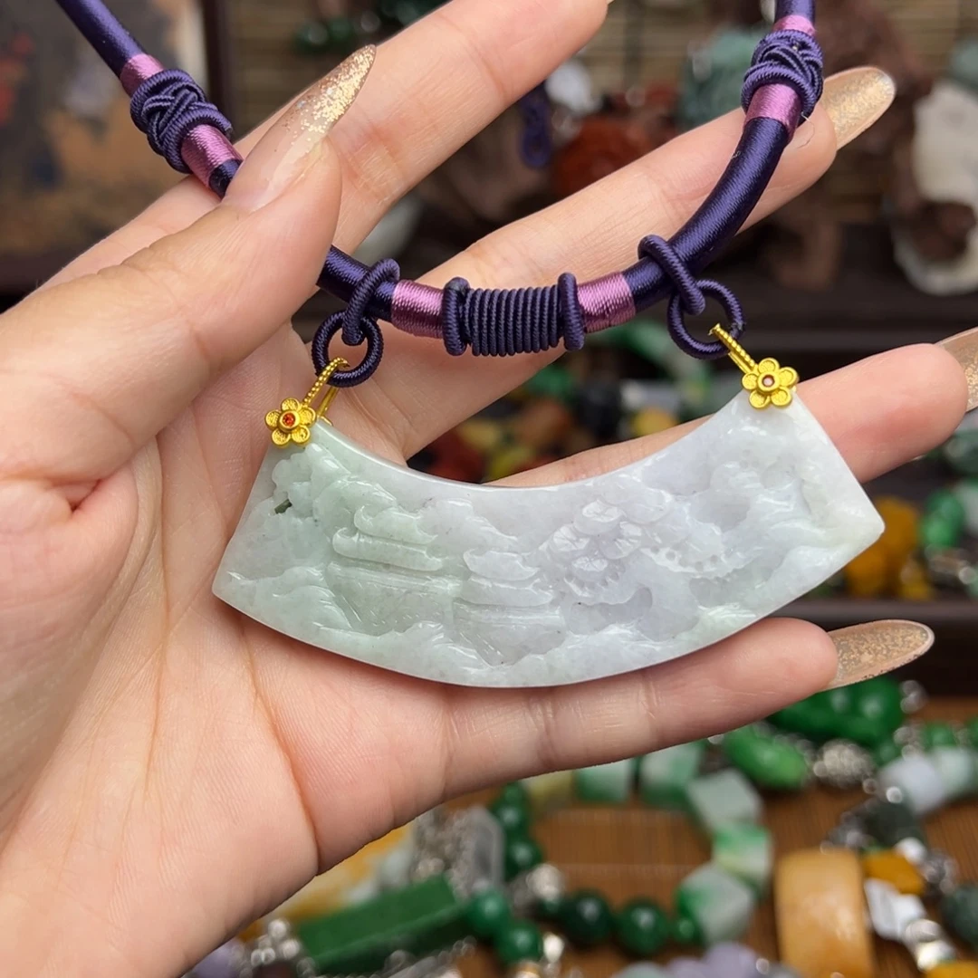 翡翠未镶嵌颈饰吊坠