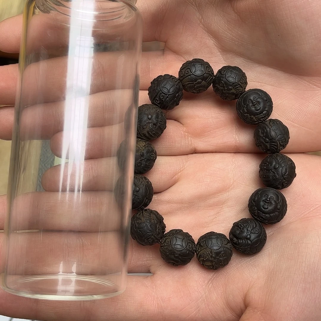 大叶紫檀（黑酸枝木类）