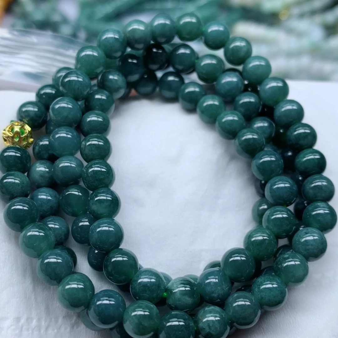 翡翠颈饰未镶嵌手串