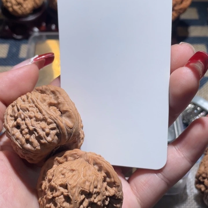 雪***堂文玩核桃吊坠白狮子