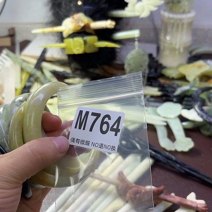 彩***屋蛇纹石玉合金发饰