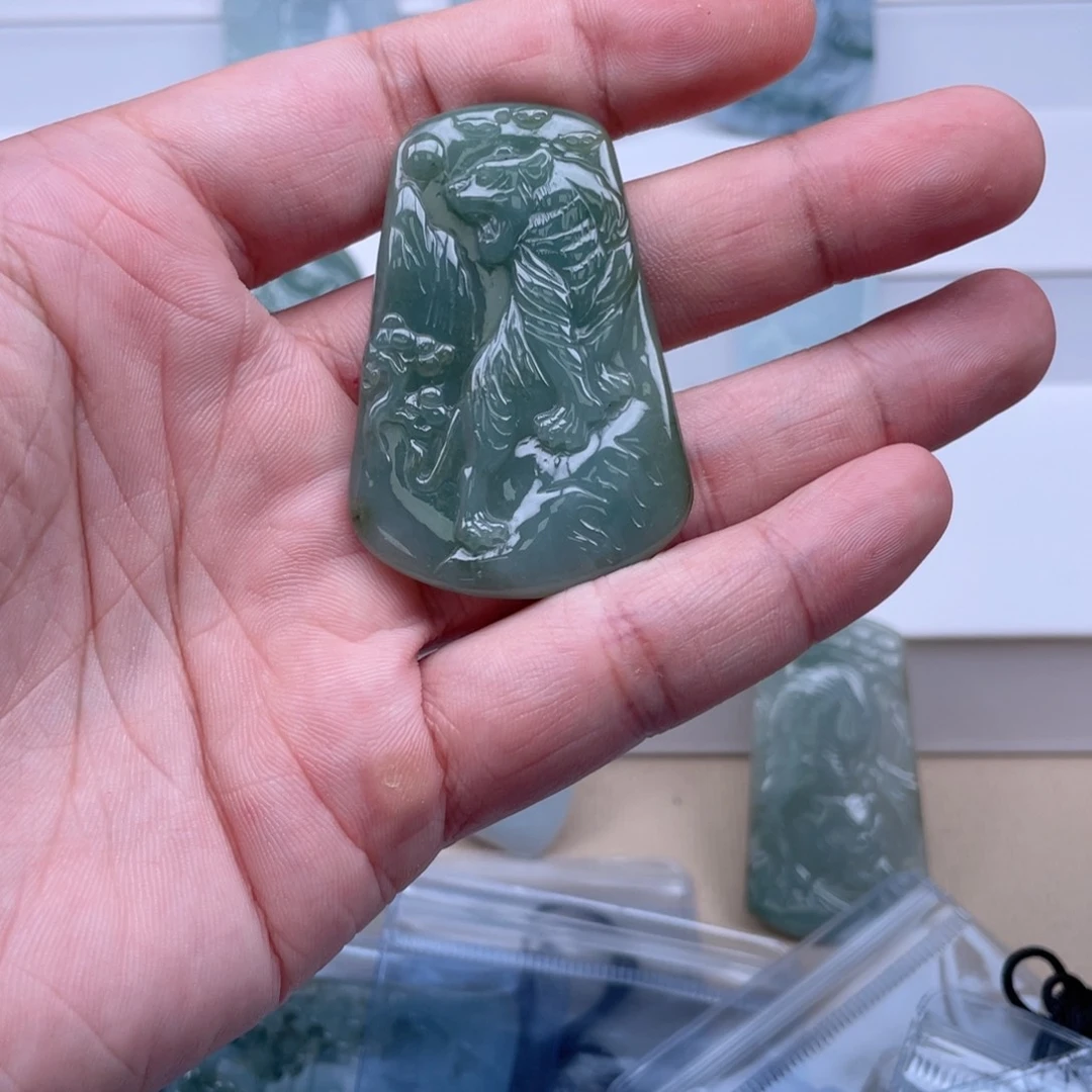 颈饰未镶嵌翡翠多样性发其一 天然A货翡翠0026