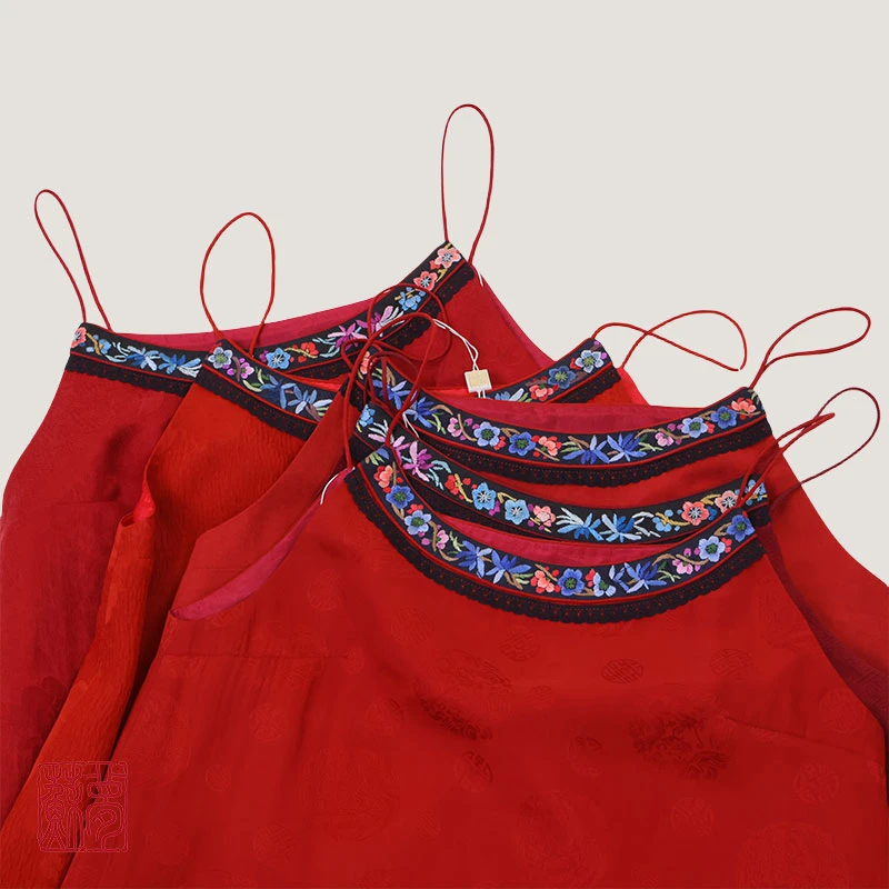 {苏梦}红色手绣吊带中式百搭0104448