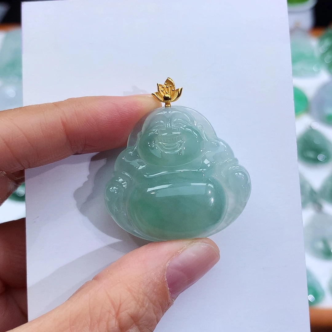 翡翠18K金镶嵌颈饰翡翠吊坠