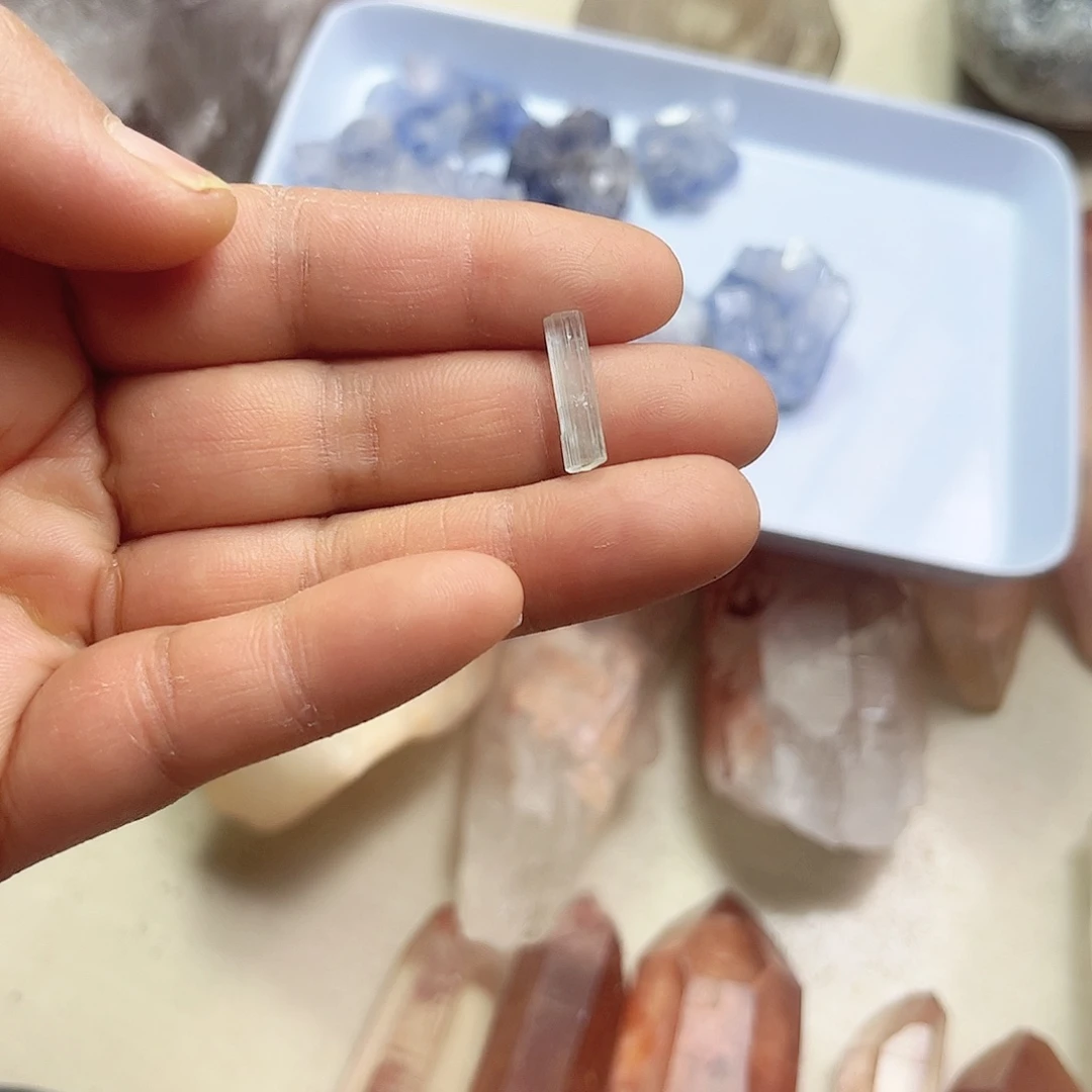 水晶天然水晶原石未镶嵌?****?