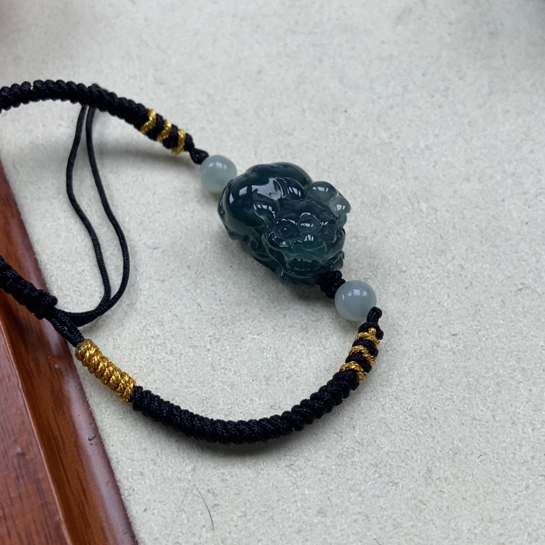 翡翠未镶嵌颈饰如意貔貅手链