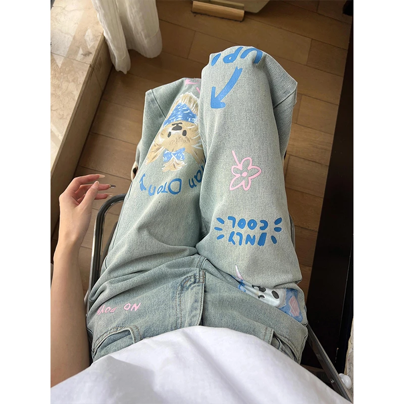 300斤大码女装浅色学院风卡通小狗牛仔裤胖mm时尚高腰宽松直筒裤
