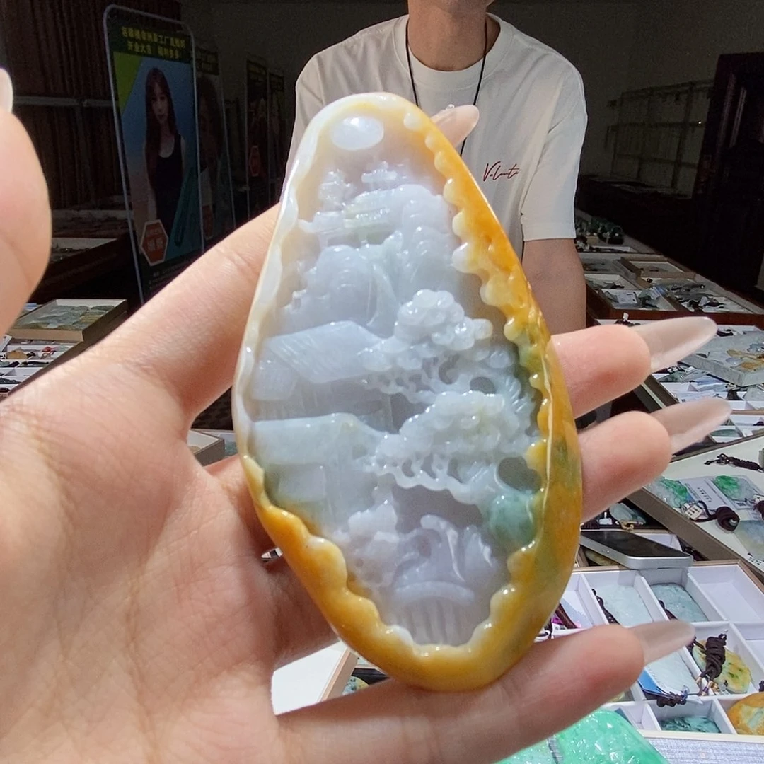 翡翠未镶嵌颈饰翡翠