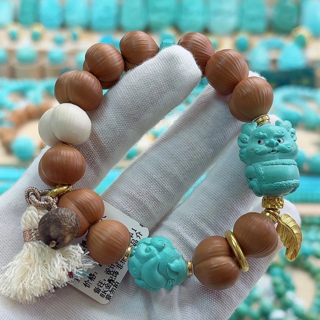 绿松石18K金镶嵌珠宝奇石