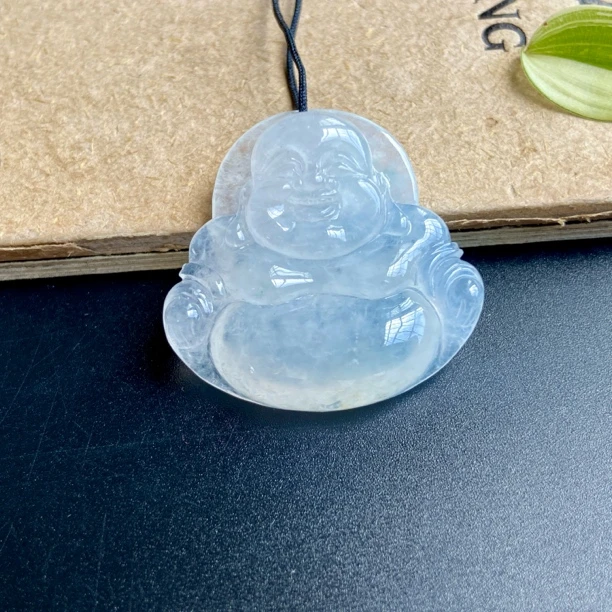 天然缅甸翡翠A货白冰佛公吊坠
