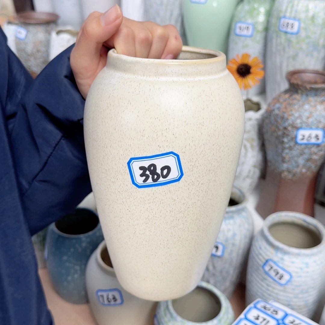 380号陶瓷高20厘米一个