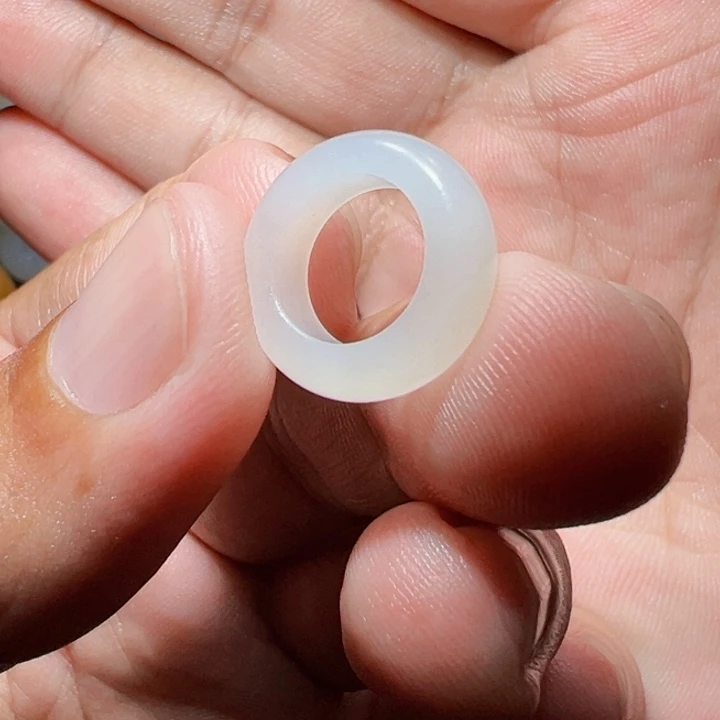 和田玉未镶嵌颈饰紫**燊