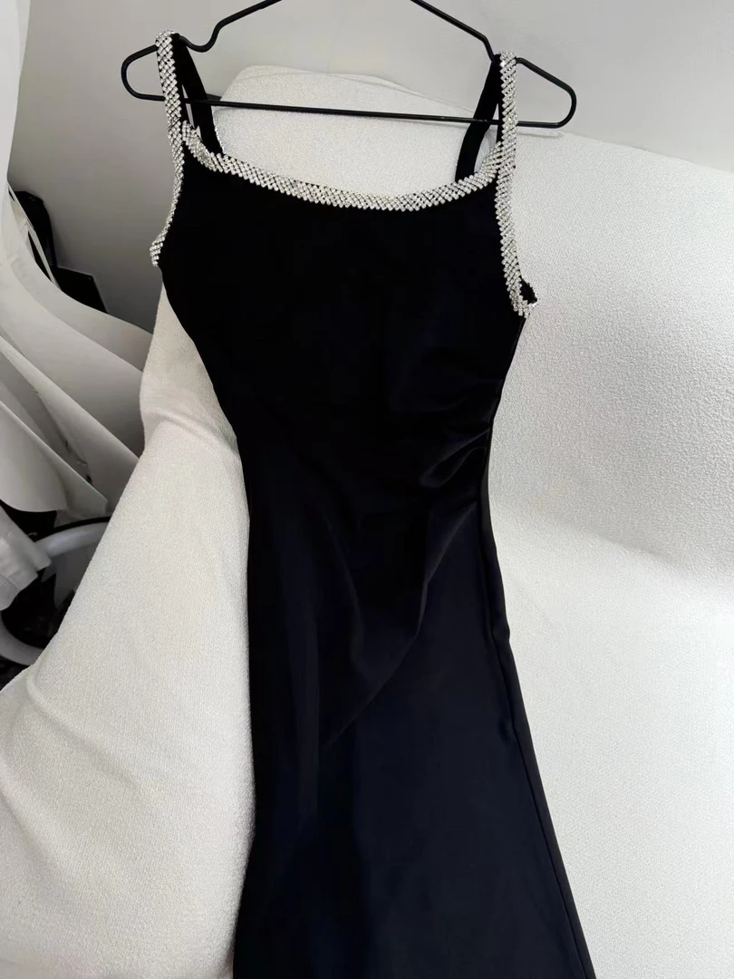 圆领轻职风吊带U型领无袖连衣裙黑色百搭女装肯豆风