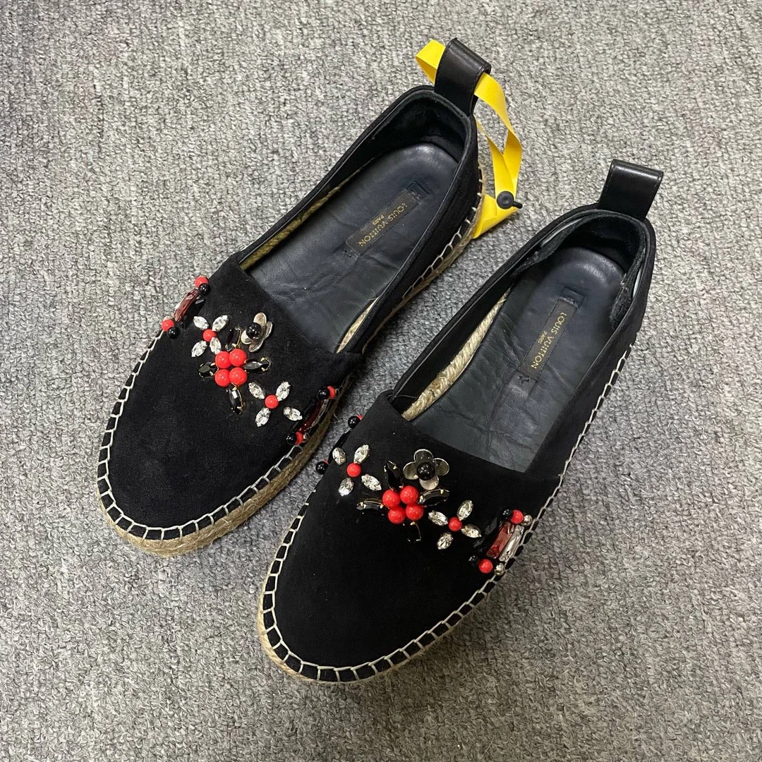 95新 LouisVuitton/路易威登 舒适套脚平底鞋  37吗/11966