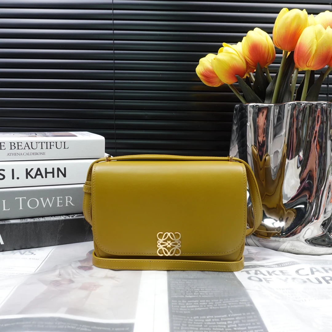 95新 LOEWE/罗意威 单肩包/T10262217