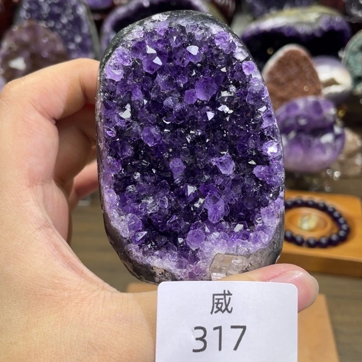 未镶嵌珠宝半成品水晶